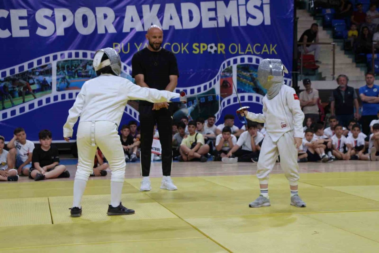 Binlerce çocuk spor yapacak