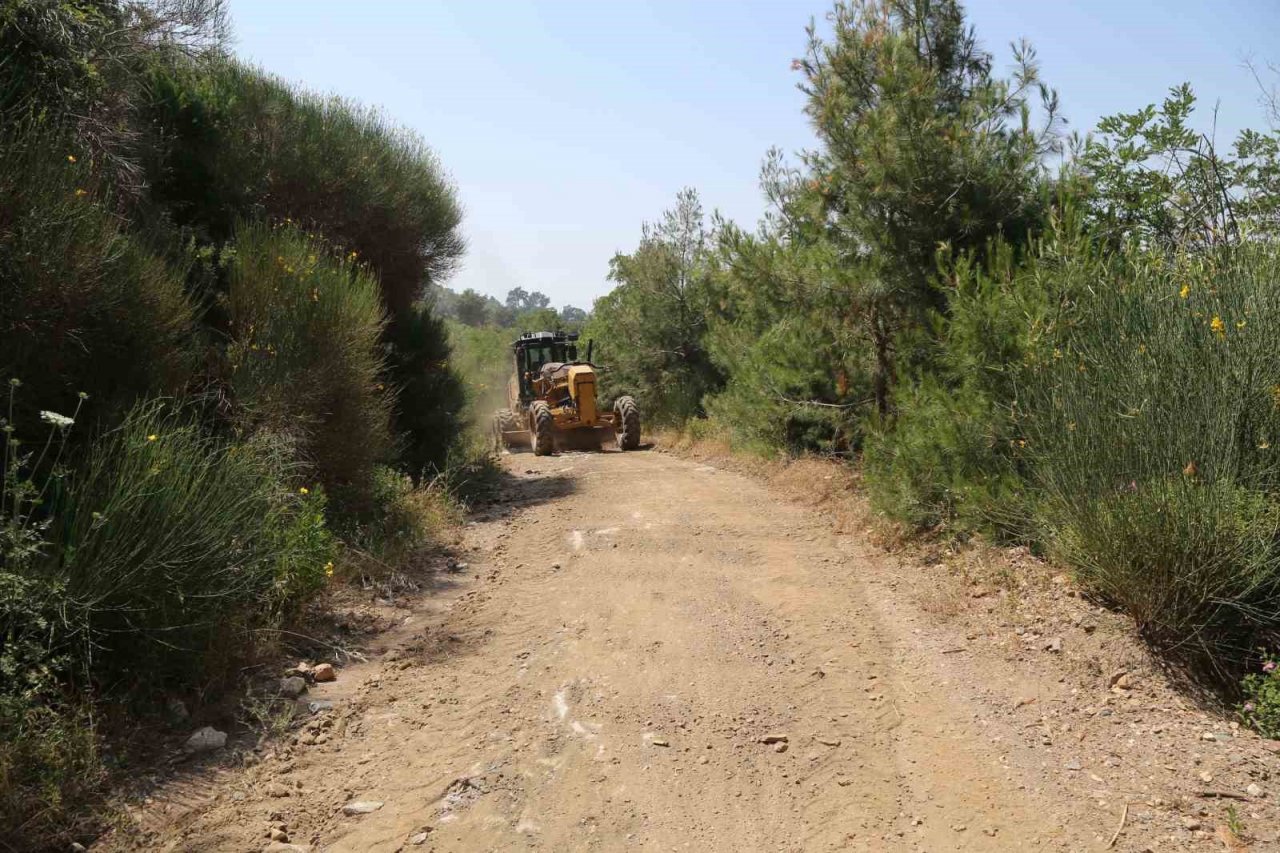 Efeler Belediyesi’nden kapanan yollara hızlı müdahale