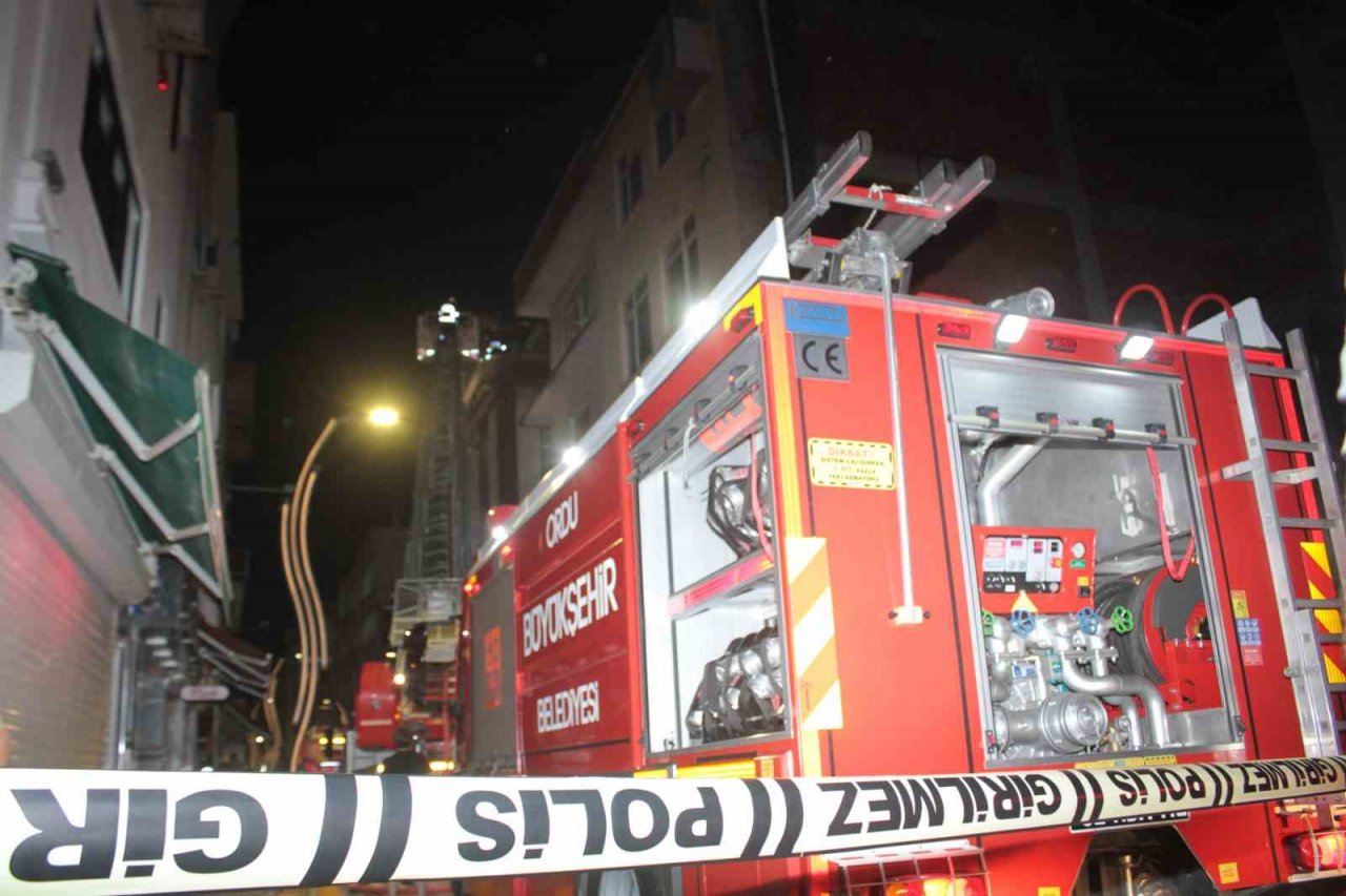 Ordu’da çıkan yangında kağıt toplayıcı yaşlı adam hayatını kaybetti