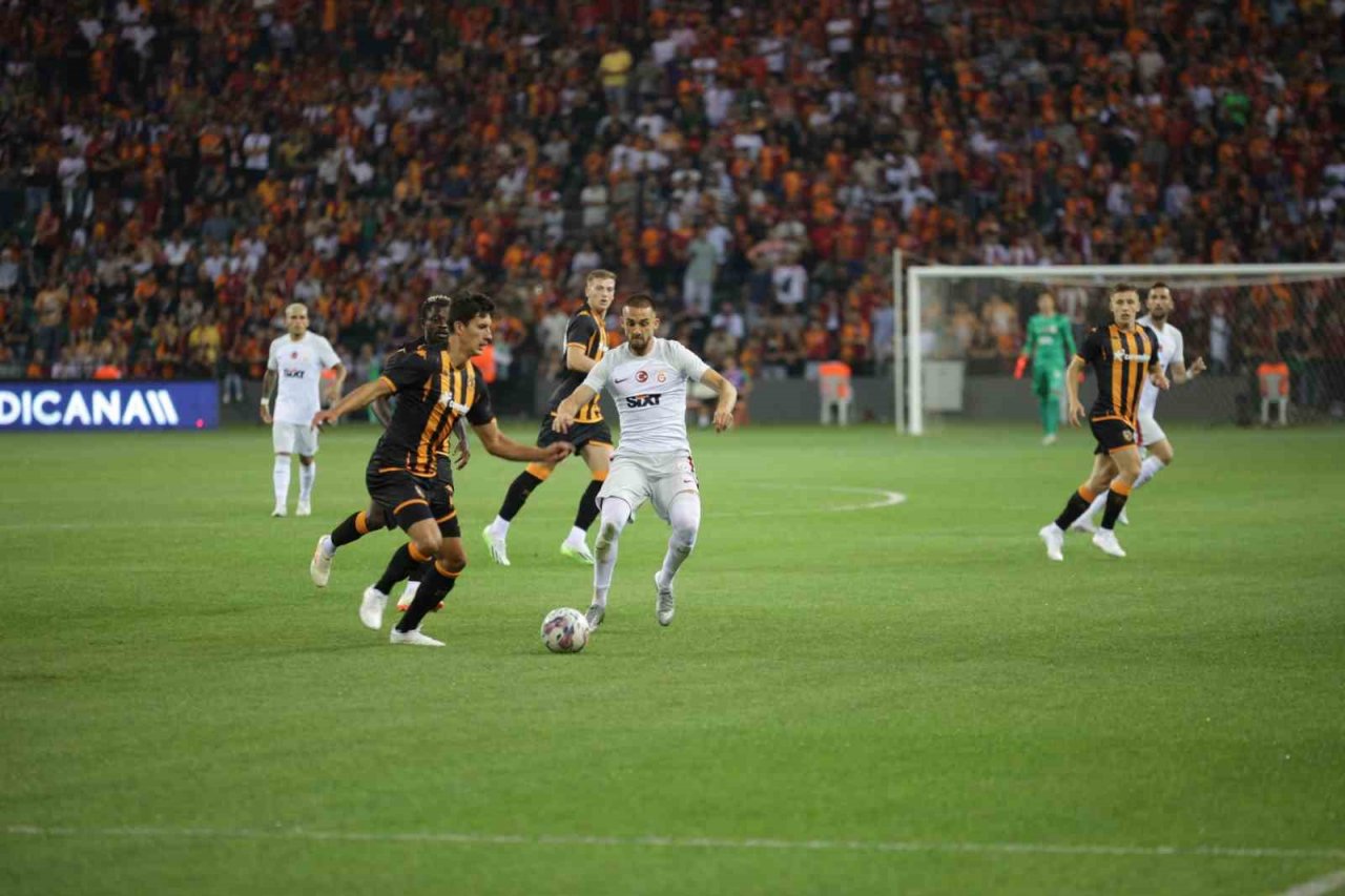 Hazırlık maçı: Galatasaray: 3 - Hull City: 4