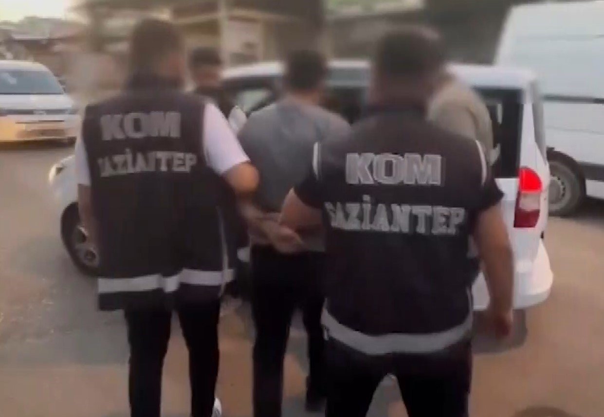 Gaziantep’te yasa dışı silah imalathanesine baskın: 3 gözaltı