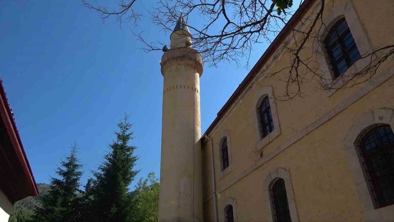 Doğa ve tarihin iç içe olduğu Süleymaniye Mahallesi ziyaretçilerini bekliyor