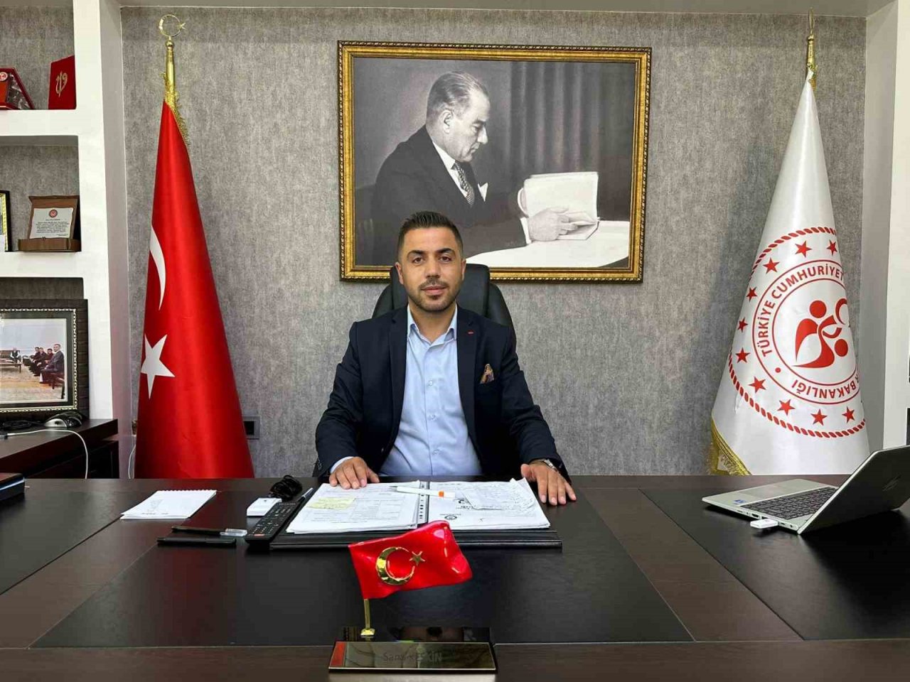 Yüksekova’da yaz spor okulları halaylarla başladı