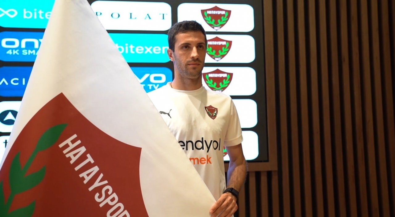 Hatayspor, milli orta saha oyuncusu Giorgi Aburjania’ı kadrosuna kattı