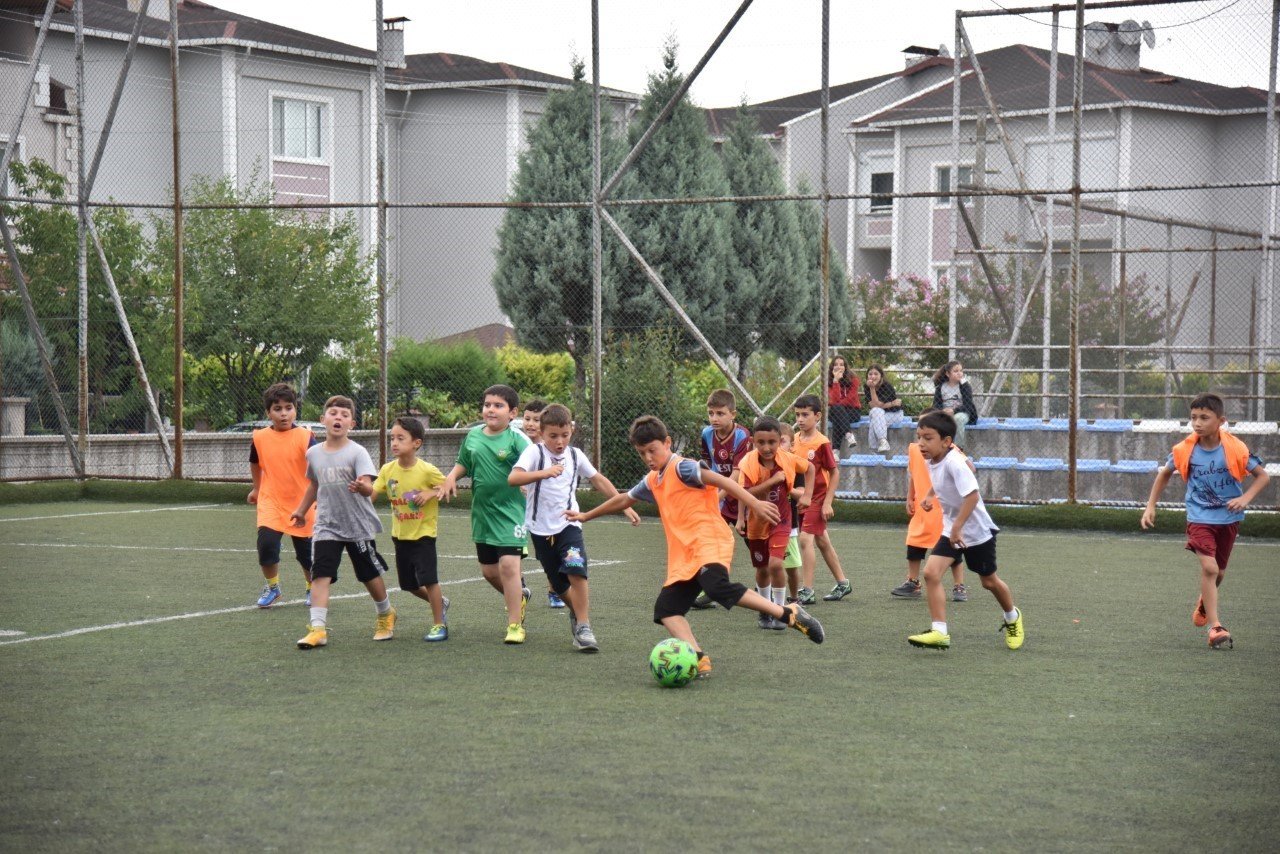 Kartepe Yaz Spor Okulları sezonu açtı