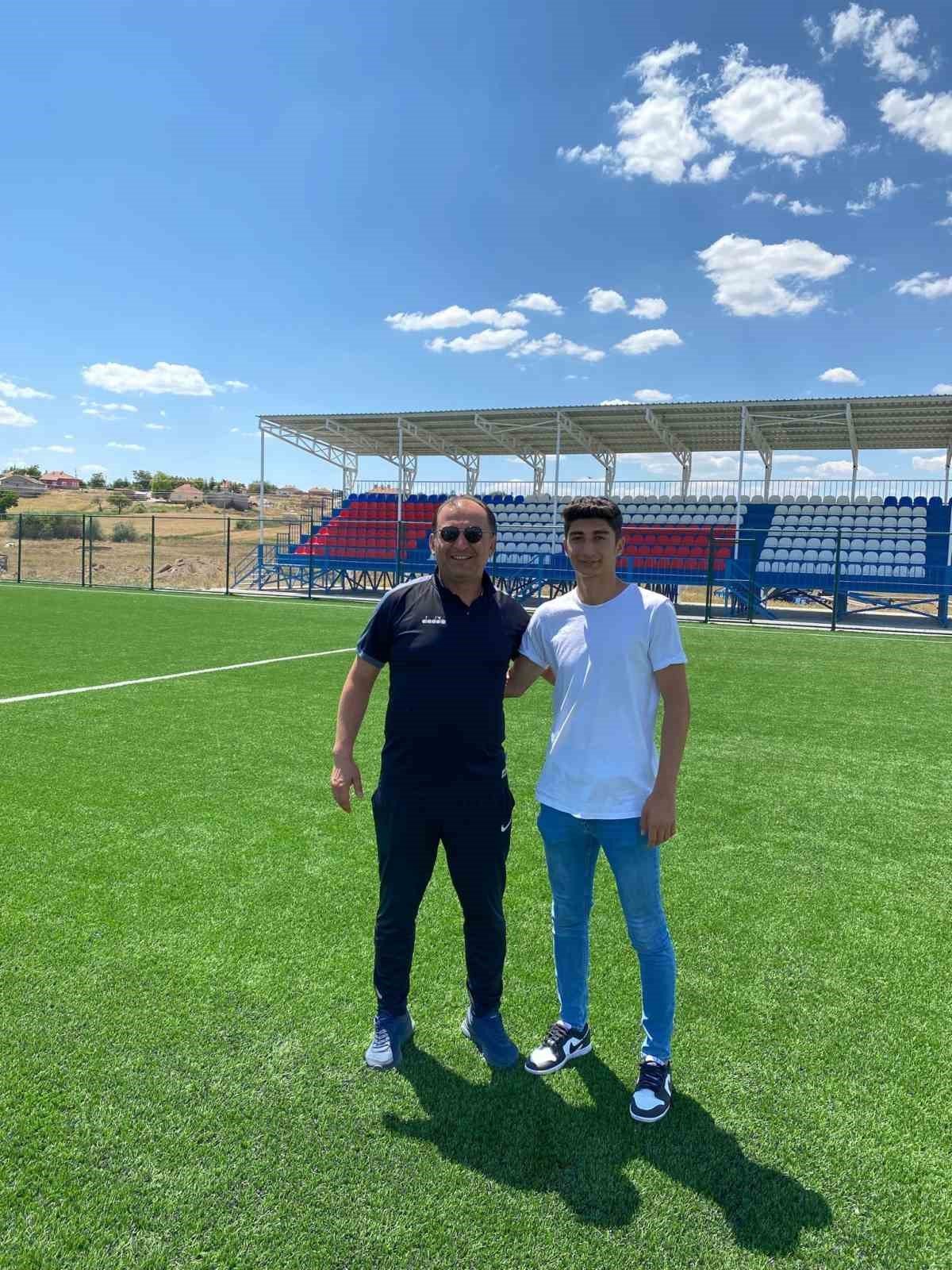 Sarıoğlanspor’dan 6 takviye birden