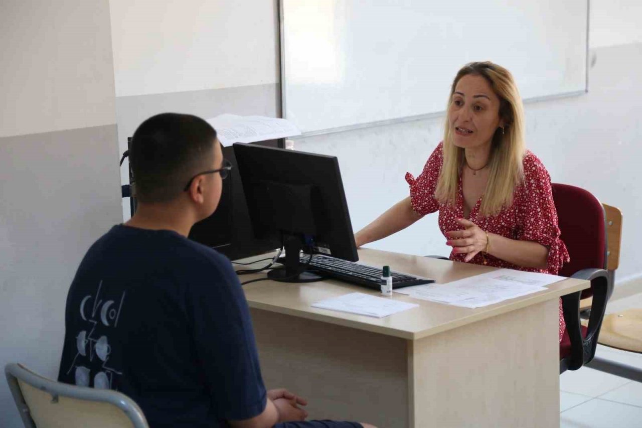 Keçiören’de LGS öğrencilerine tercih desteği