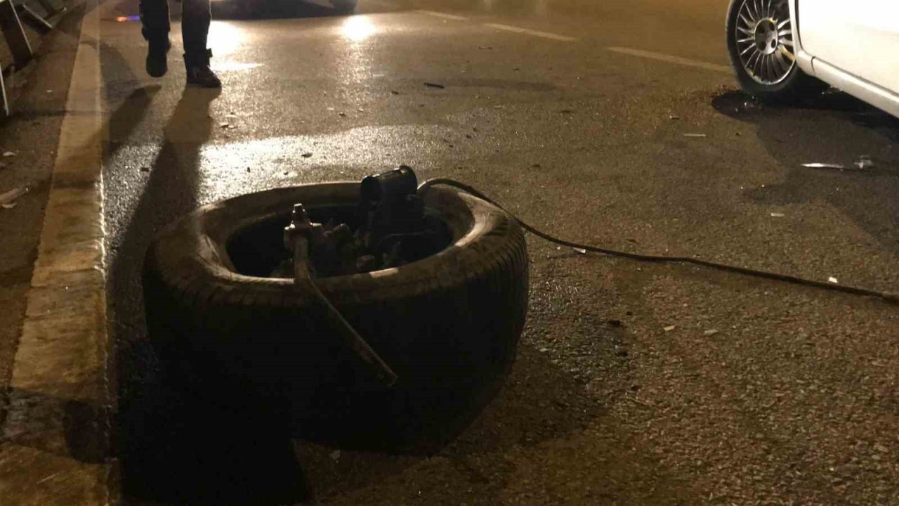 Kazada kopan tekerlek başka kazaya sebep oldu: 2 yaralı