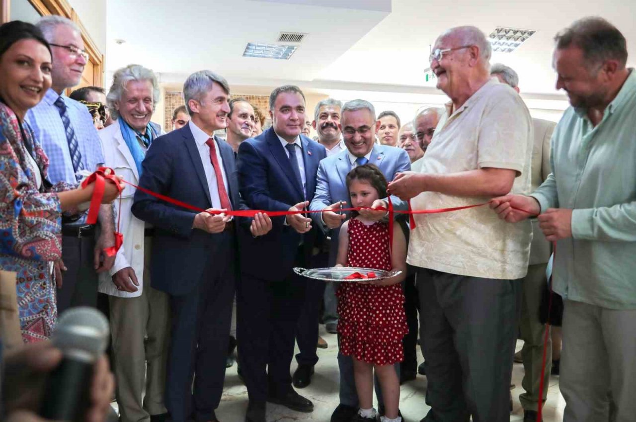 Başkan Alim Işık: "Sanatçılarımıza hizmet etmek boynumuzun borcudur"