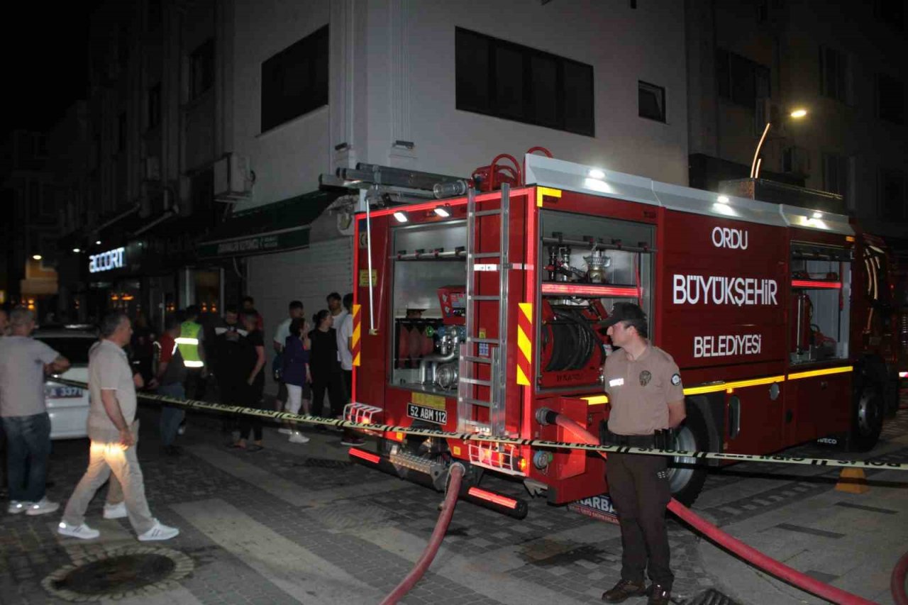 Ordu’da çıkan yangında kağıt toplayıcı yaşlı adam hayatını kaybetti
