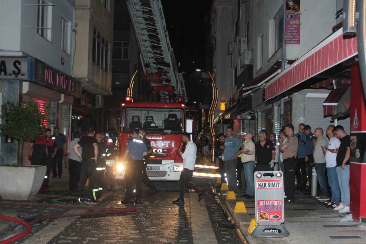 Ordu’da çıkan yangında kağıt toplayıcı yaşlı adam hayatını kaybetti