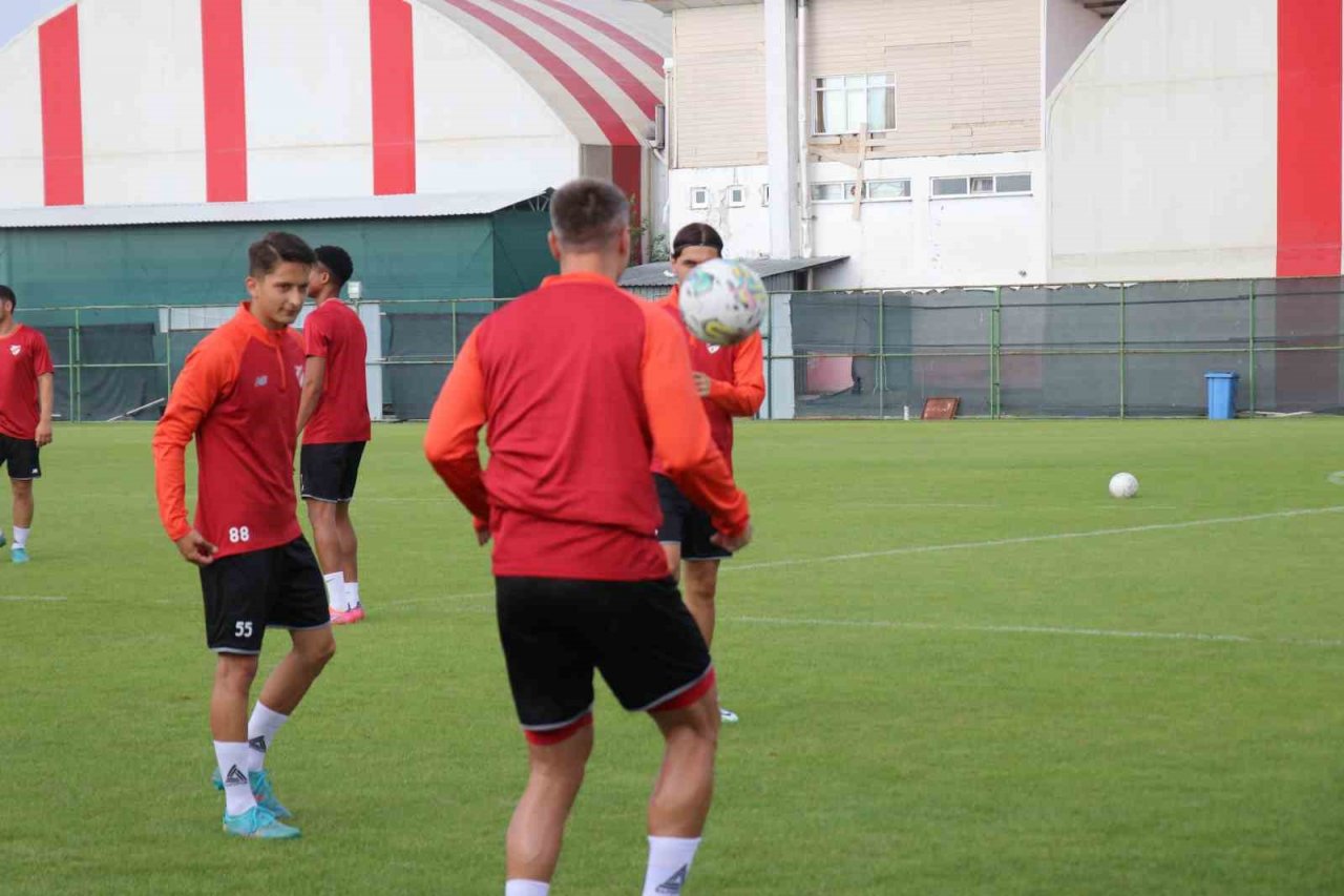 Boluspor hazırlık kampını sürdürüyor