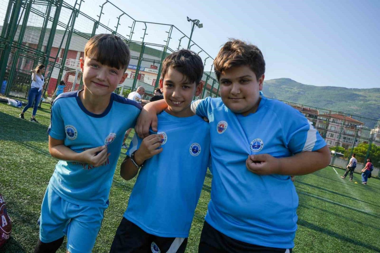 Gemlik Belediyespor yaz okulları yoğun katılımla başladı