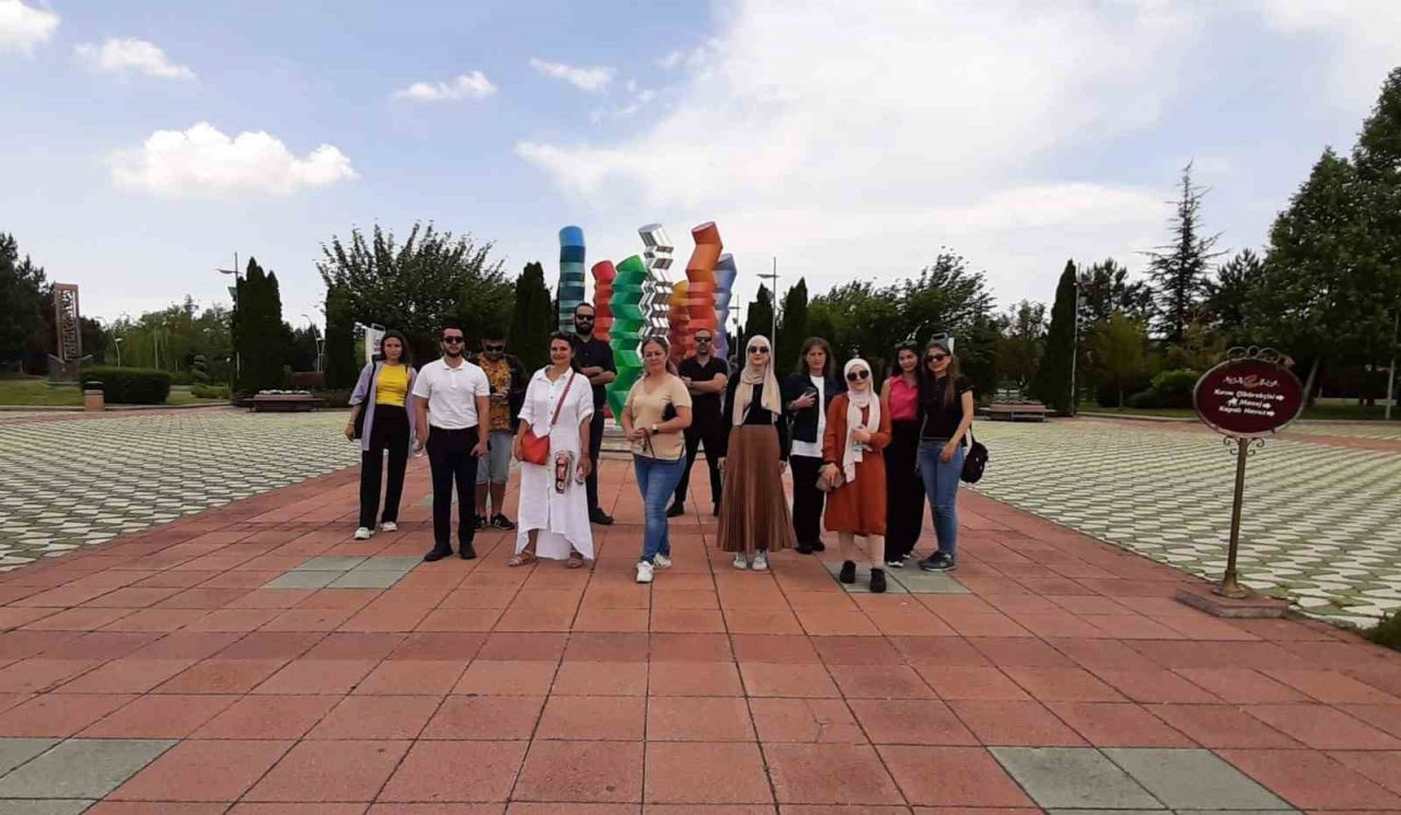 Yaz Kampüs Programı açıköğretim öğrencilerini bir araya getirdi