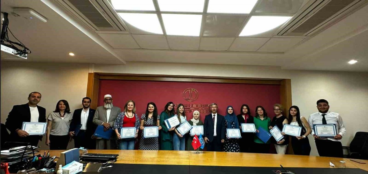 Yaz Kampüs Programı açıköğretim öğrencilerini bir araya getirdi