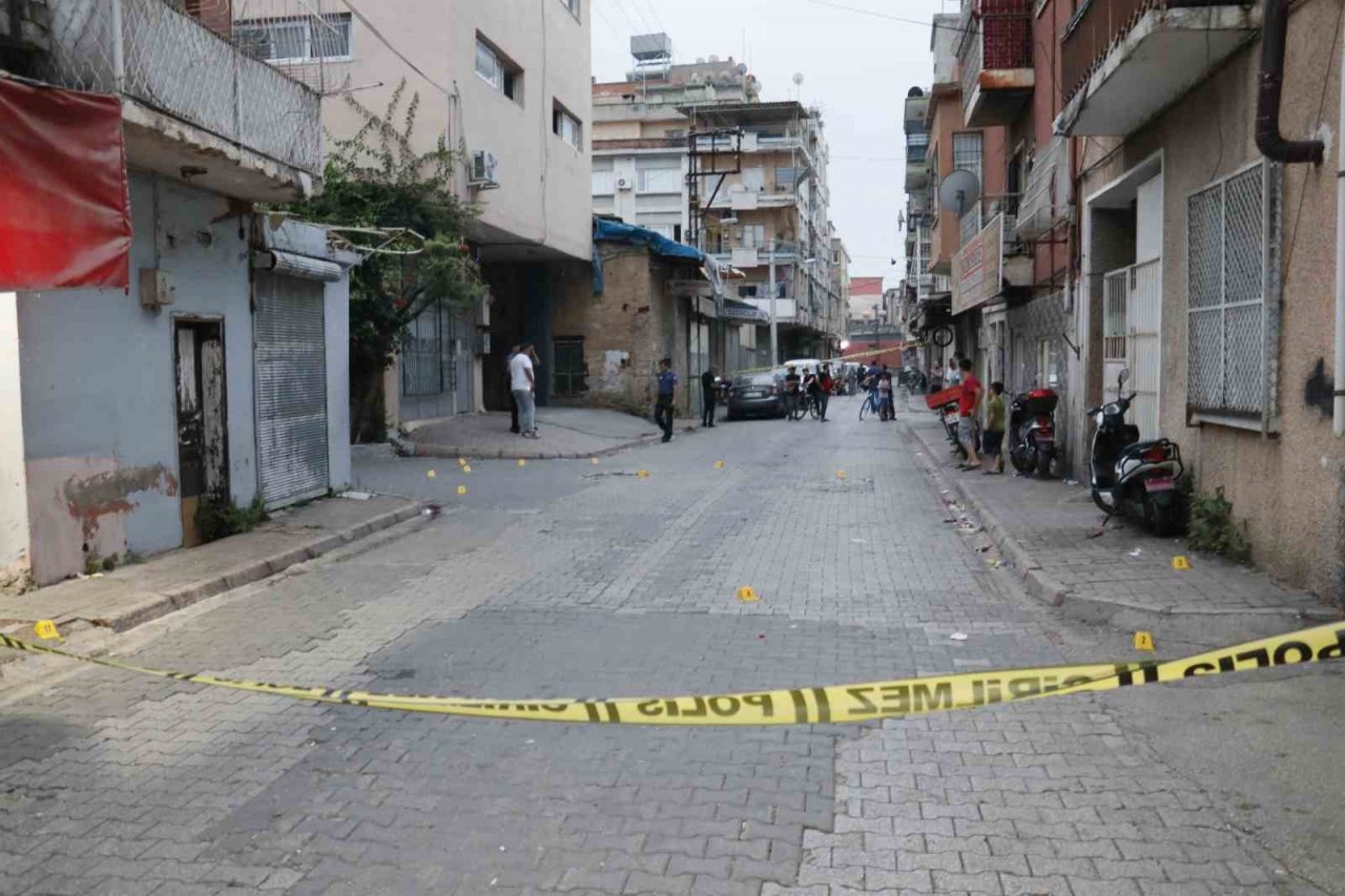 Adana’da akrabalar arasında silahlı kavga: 2 ölü