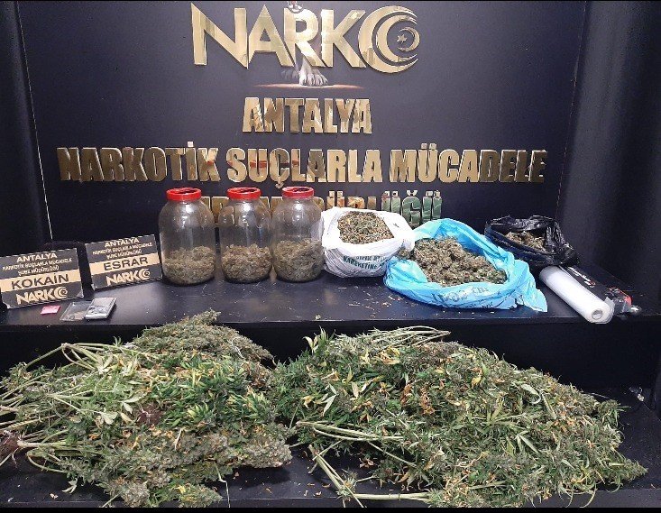 Antalya’da polisten zehir tacirlerine Haziran darbesi