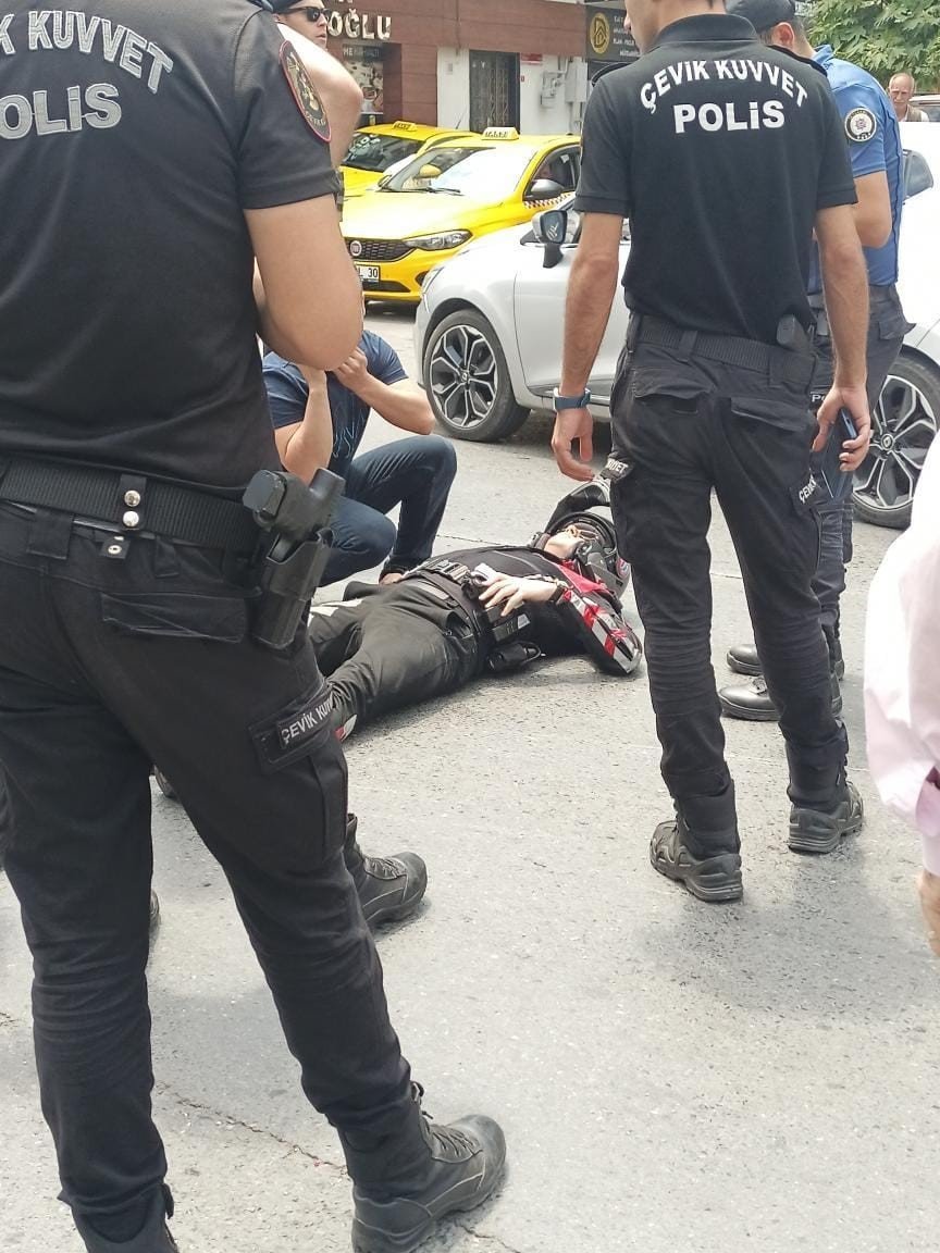 Yunus timi kazaya karıştı, 1 polis memuru yaralandı