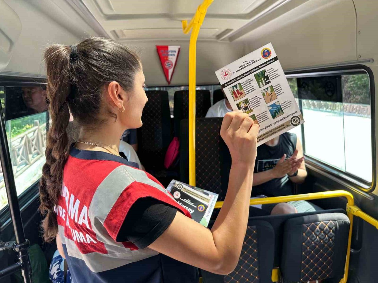 Jandarma ekipleri vatandaşları uyardı