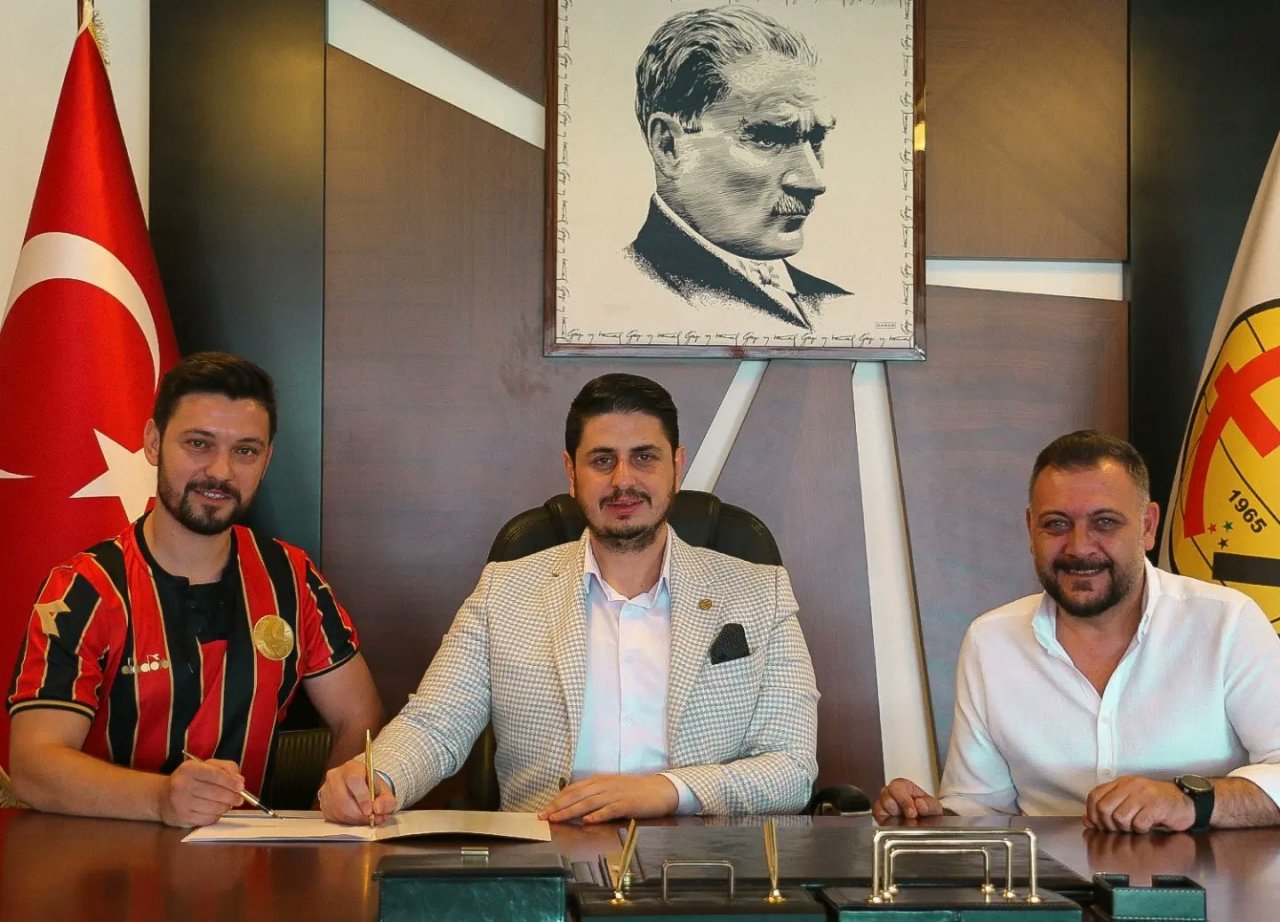 Eskişehirspor’a şampiyon Anadolu Üniversitesi’nden orta saha takviyesi