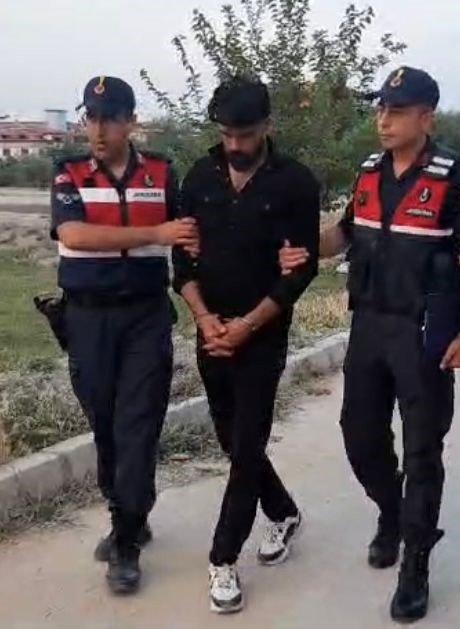 Anne, çocuğunu ezerek ölümüne neden olan kardeşi için yalan ifade verdi