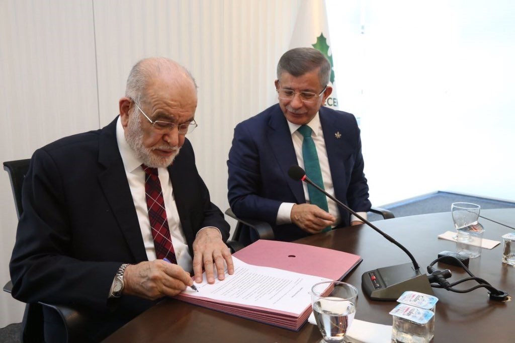 Gelecek Partisi ve Saadet Partisi Meclis’te grup kuracak