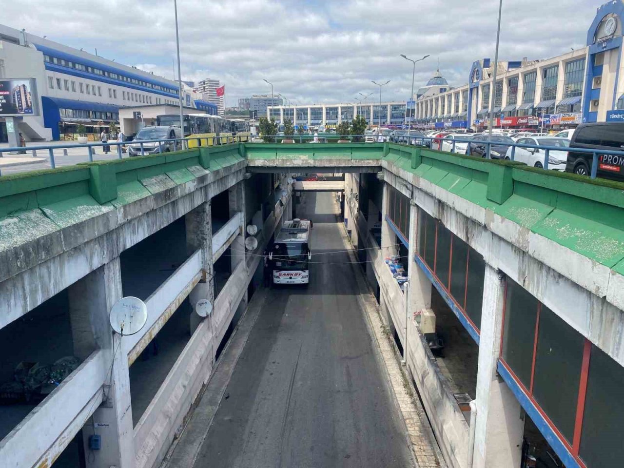 Büyük İstanbul Otogarı çürüyor
