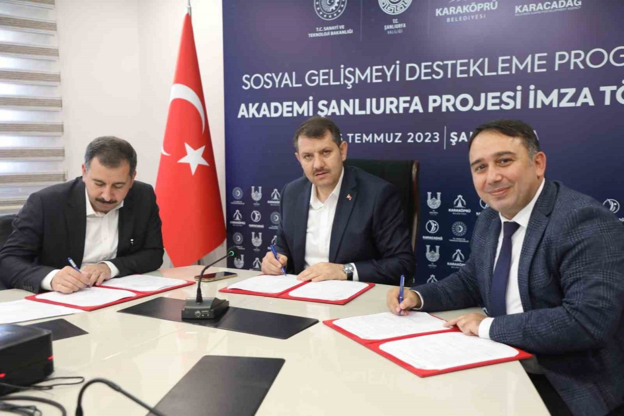 Kadınlara yönelik mesleki istihdama destek artırılıyor