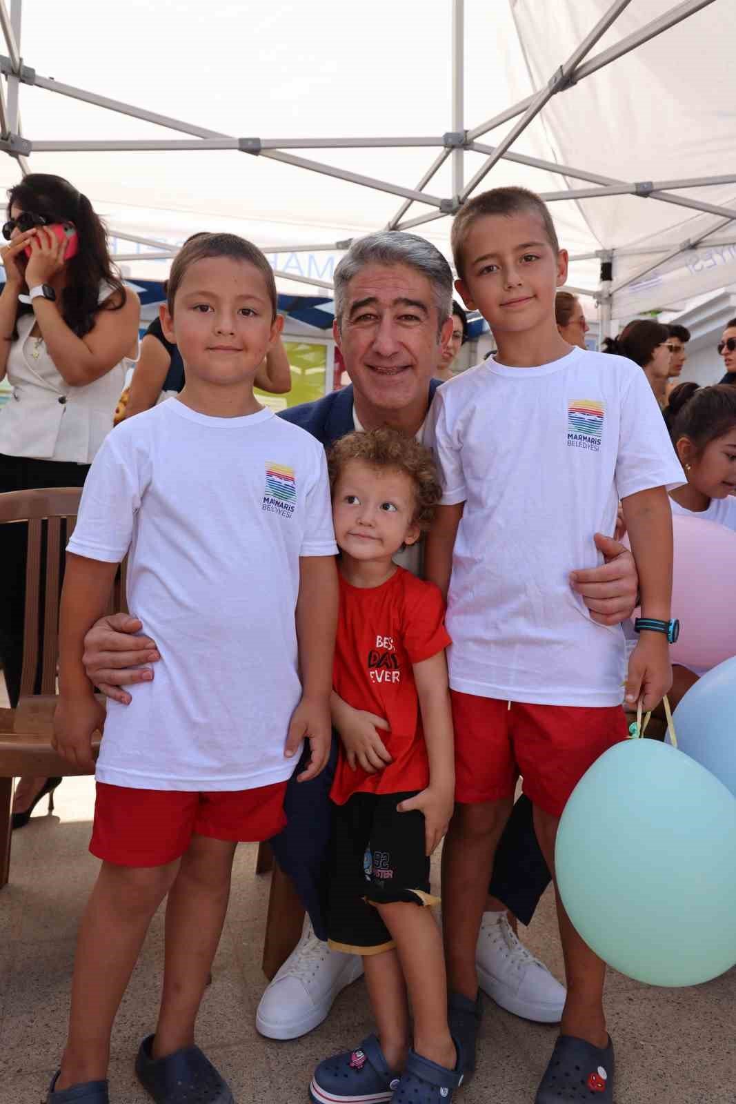 Marmaris’te yaz kursları renkli başladı