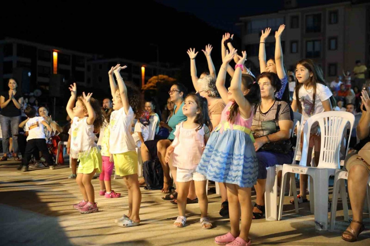 Menteşe Belediye Tiyatrosu yaz oyunlarına başlıyor