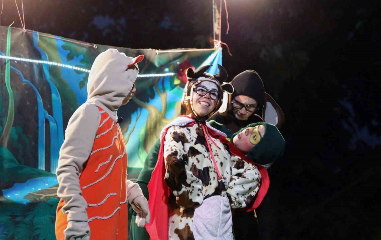 Menteşe Belediye Tiyatrosu yaz oyunlarına başlıyor