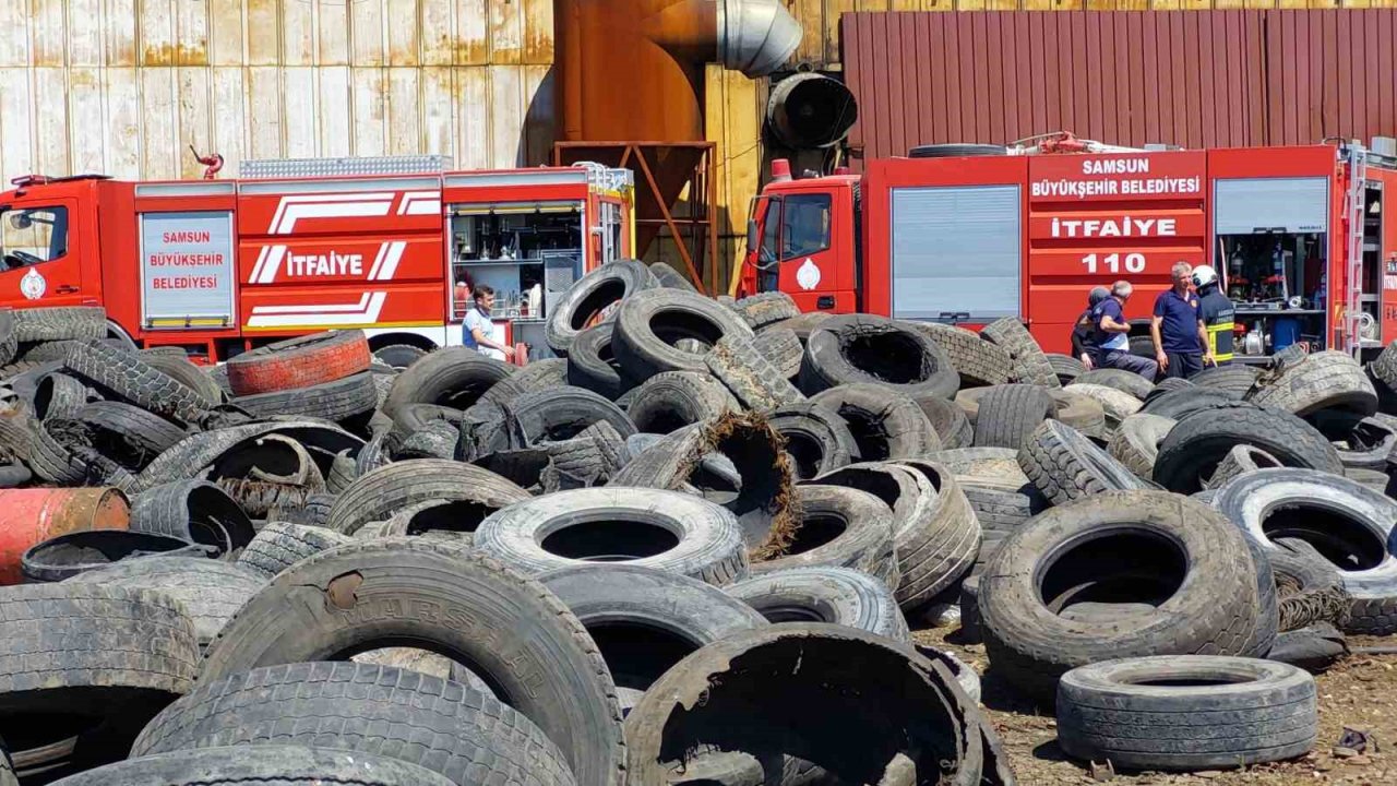 Samsun’da geri dönüşüm fabrikasında yangın