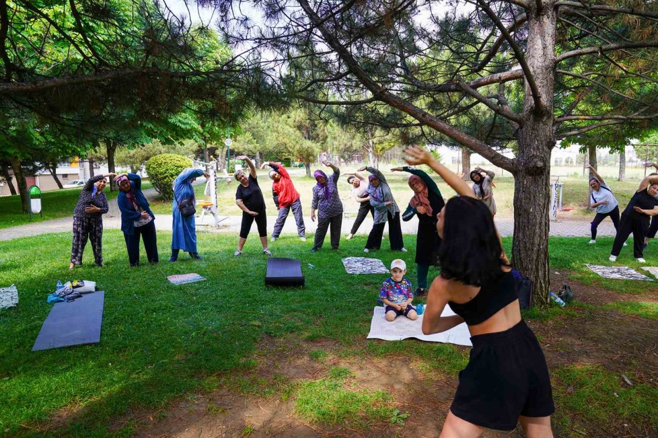 Açık havada spor keyfi Tepebaşı’nda