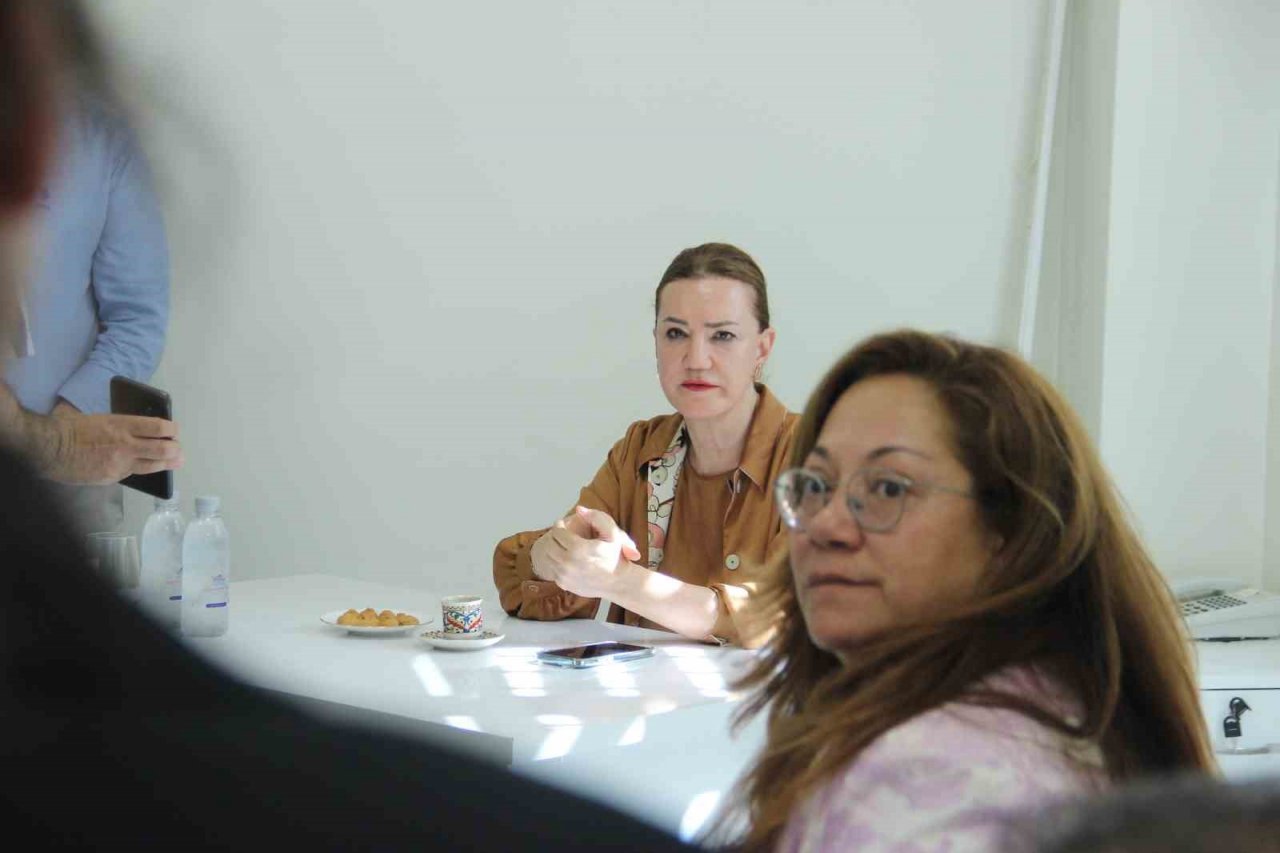 Türkiye’nin ilk obezite polikliniği DEÜ’de açıldı