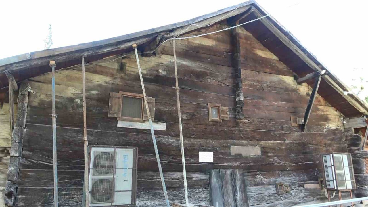 850 yıllık çivisiz cami restorasyon için gün sayıyor