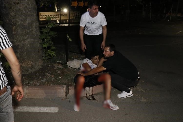 Adana’da barda tüfekler ve tabancalar konuştu: 3 yaralı