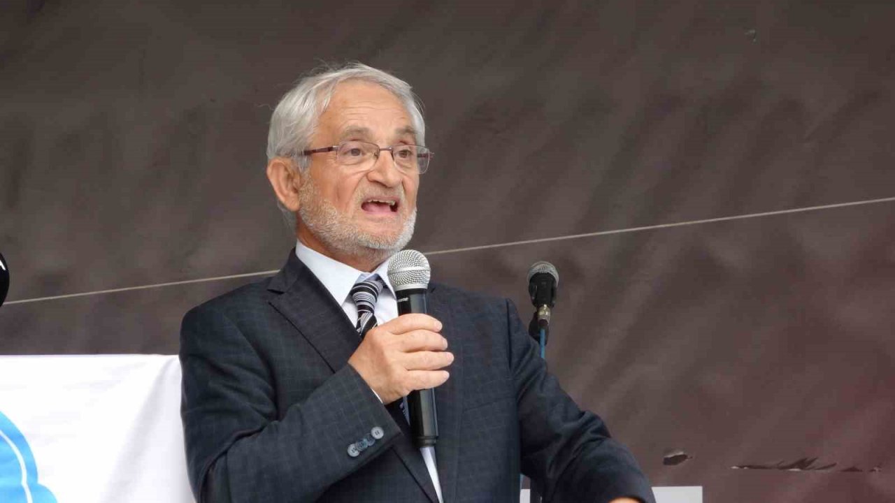 DPÜ İslami İlimler Fakültesinde mezuniyet heyecanı