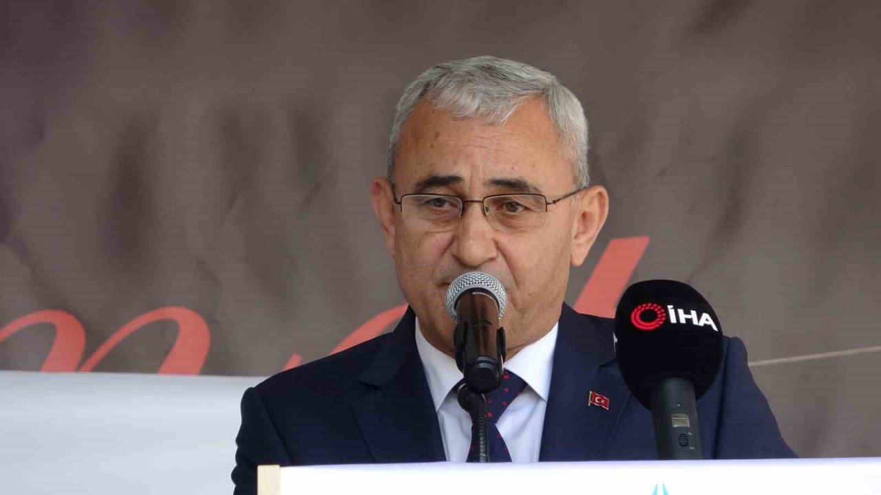 DPÜ İslami İlimler Fakültesinde mezuniyet heyecanı