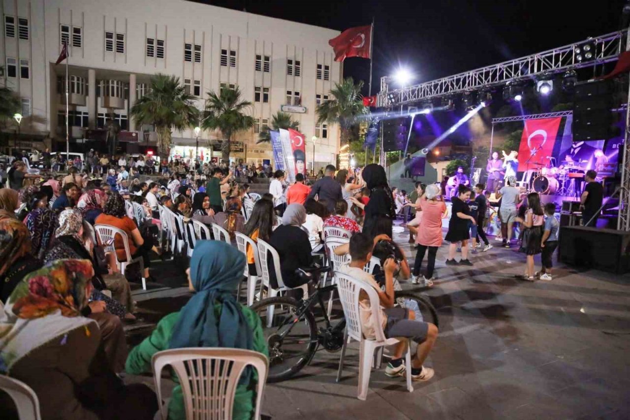 Aydın Büyükşehir Belediyesi’nden Sultanhisar’da konser