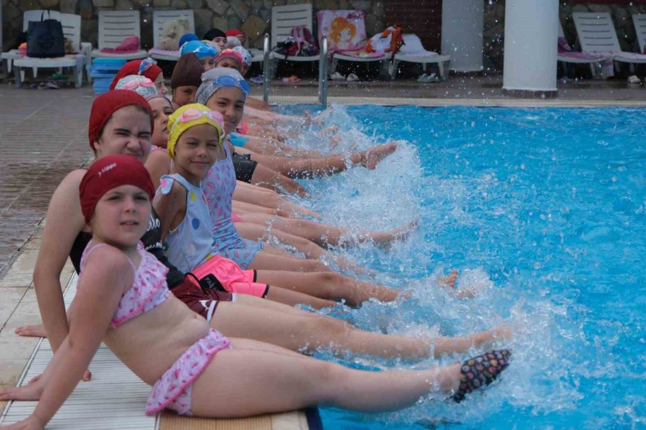 Kuyucak’ta yüzme bilmeyen kalmayacak