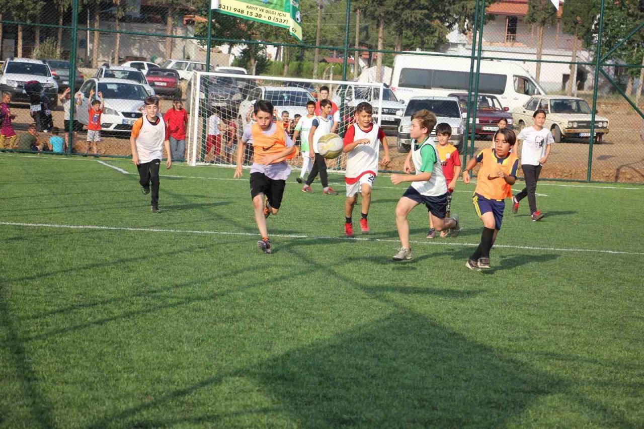 Mahalleli çocuklar spor yapma imkanına kavuştu