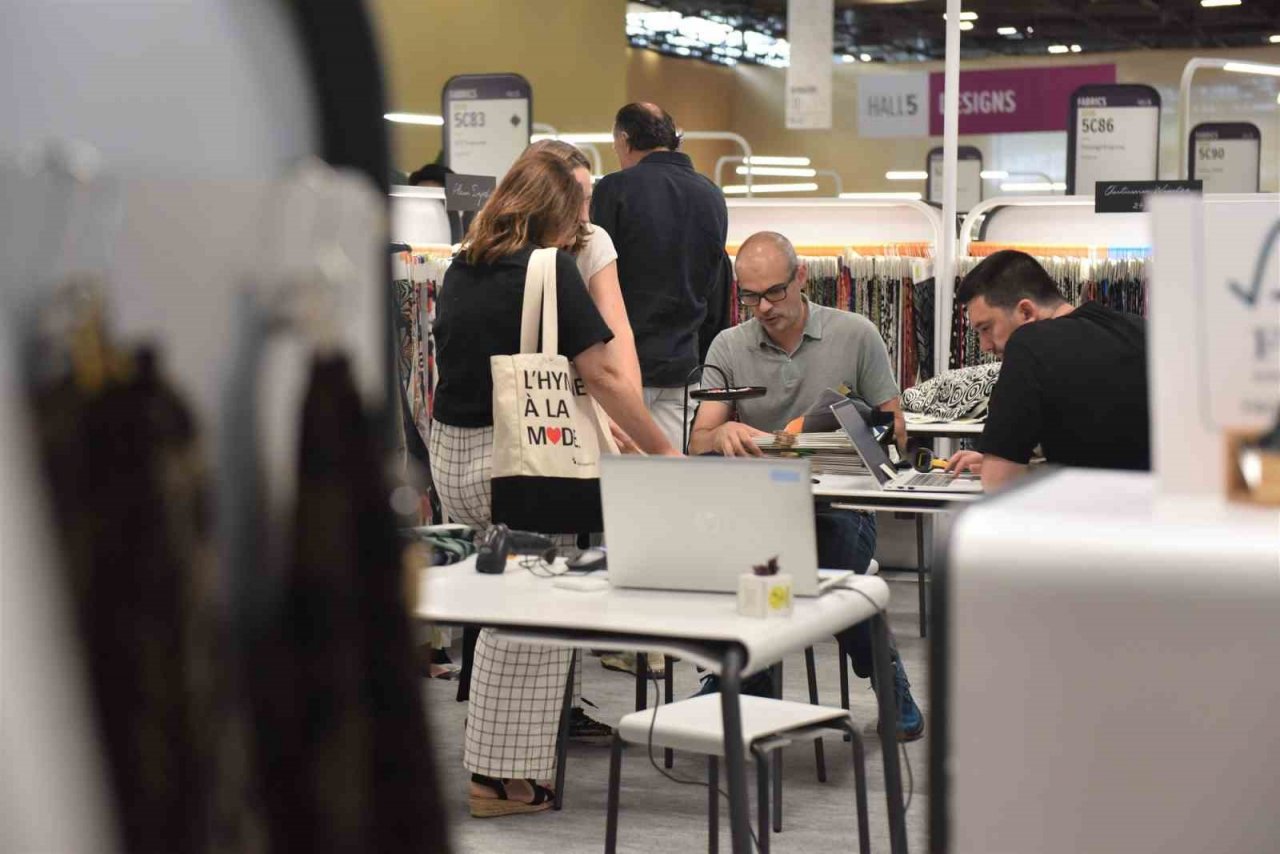Bursalı tekstilciler ihracat için Fransa’da