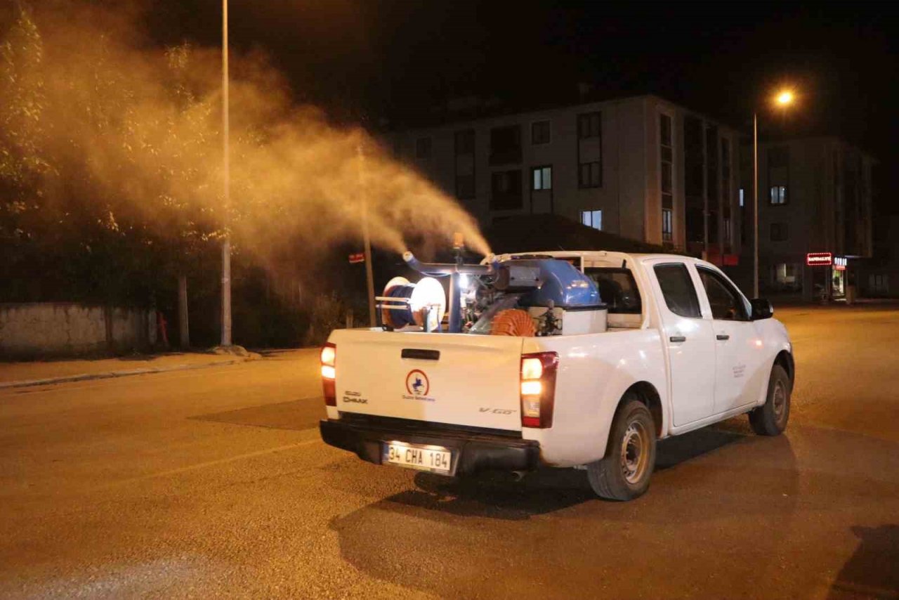 Her yer köşe bucak ilaçlanıyor