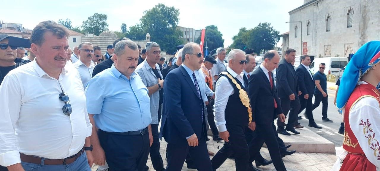 Başkan Kefli, Kırkpınar Yağlı Güreşleri’nde güreş ağasını yalnız bırakmadı