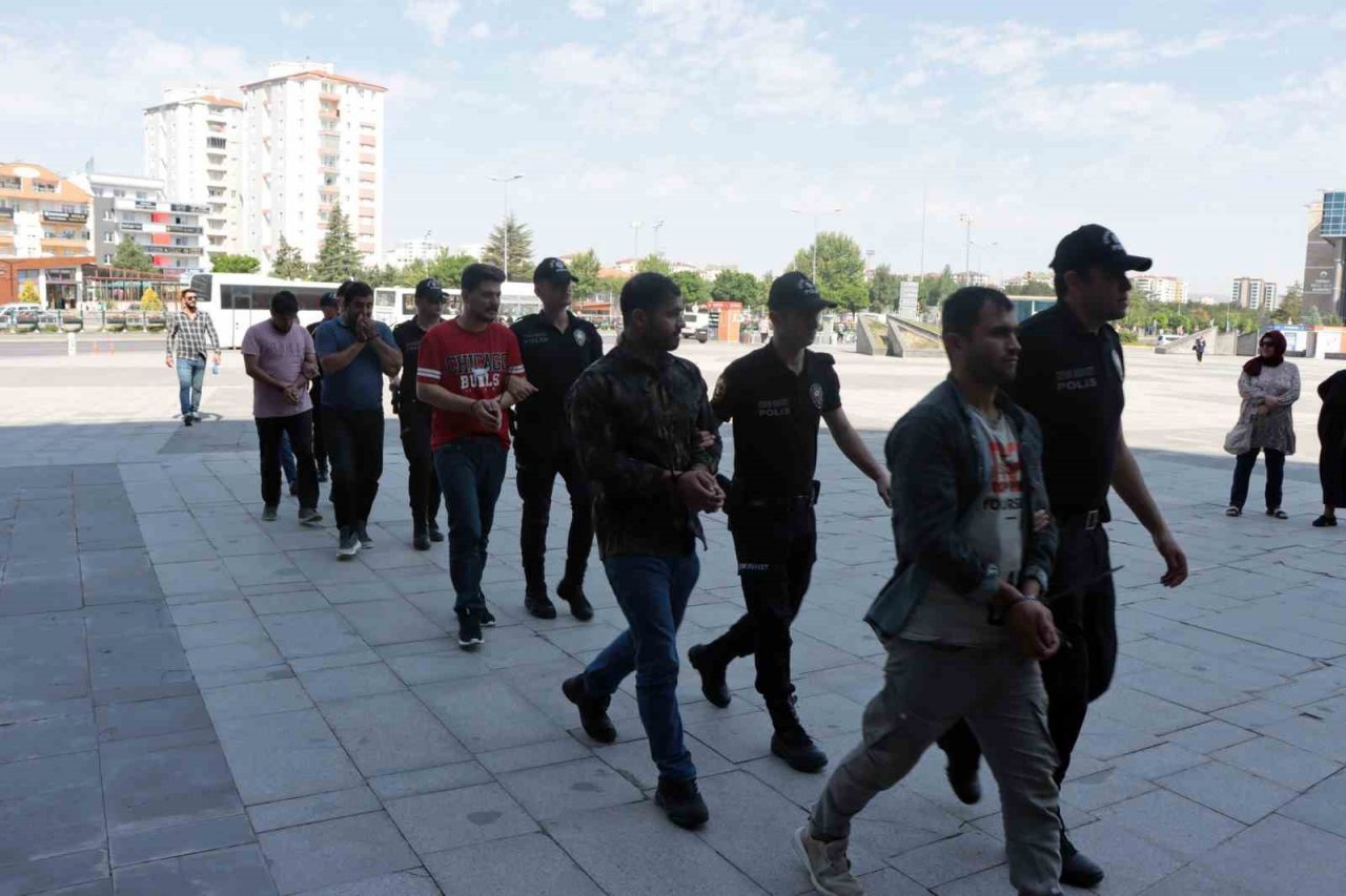’Siyah inci’ operasyonunda 18 şüpheli adliyede