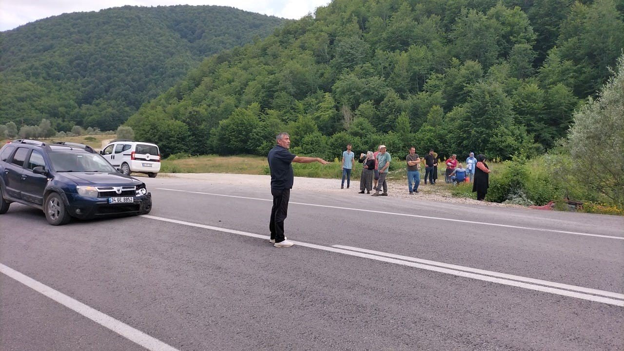 Amasya’da iki otomobil çarpıştı: 5 yaralı
