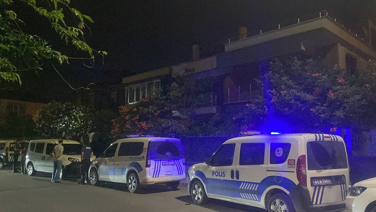 Komşuların silah sesi duyduğu iddiası ekipleri harekete geçirdi