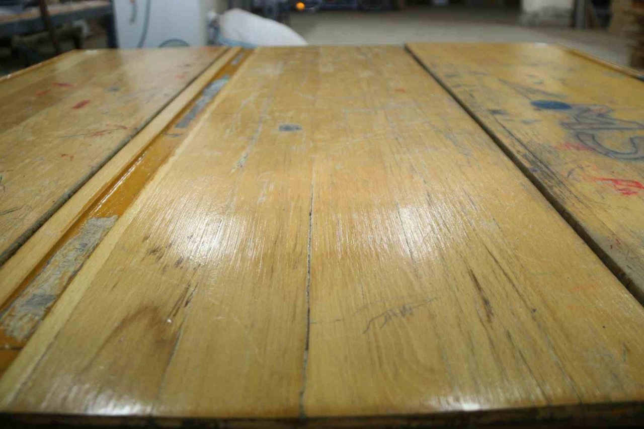 Kütahya’da okulların eski sıraları yeniden hayat buluyor