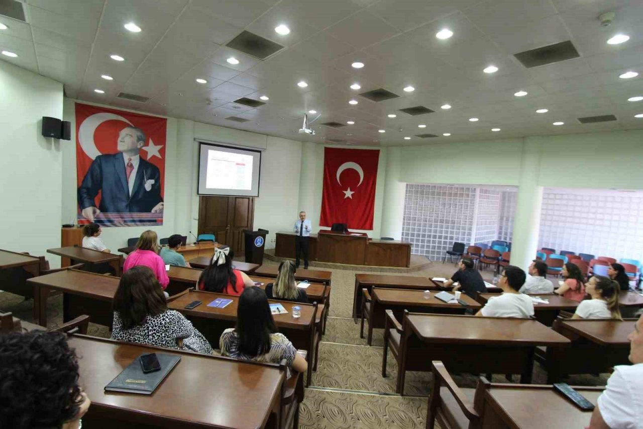 Nazilli Belediyesi personeli hizmet içi eğitimlerle kendini geliştiriyor