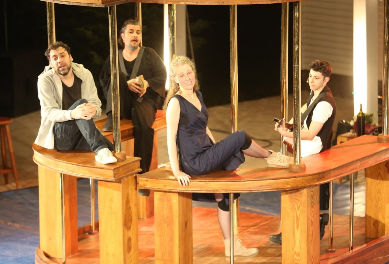 Nilüfer’de ormanda açık hava tiyatro keyfi başladı